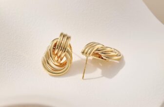 Women's Personalized Geometric Round Drop Earrings